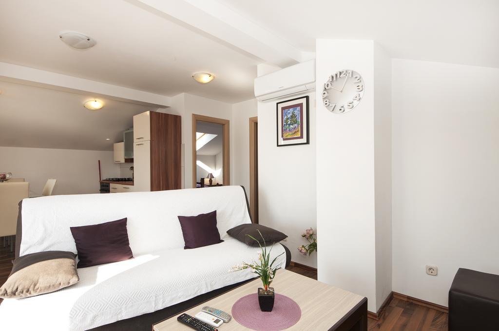 Guest House Loranum Sevid Rum bild